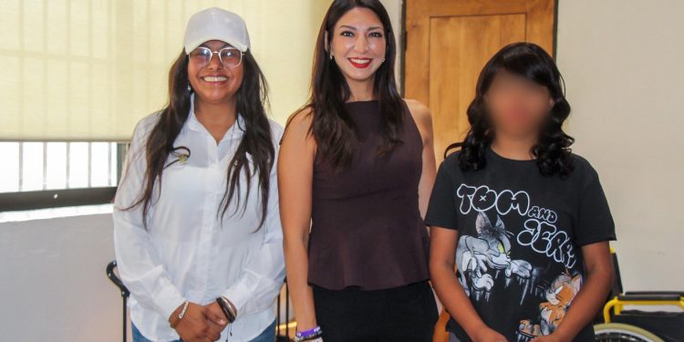 ATIENDEN SOLICITUD CIUDADANA EN BENEFICIO DE MENOR CON DIAGNÓSTICO MÉDICO EN CABO SAN LUCAS