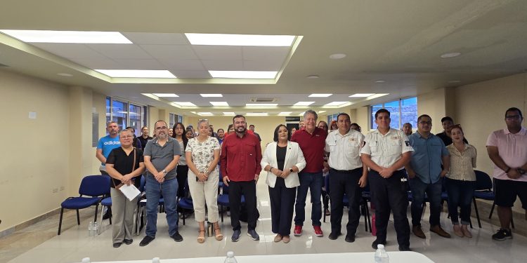 IMPULSA REGIDOR JOSE MANUEL LARUMBE CAPACITACIONES EN SALUD Y PRIMEROS AUXILIOS EN LOS CABOS