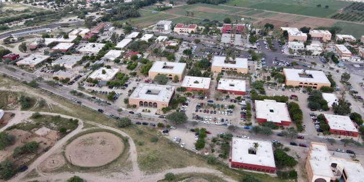 A 49 AÑOS DE LA COLOCACIÓN DE LA PRIMERA PIEDRA DEL CAMPUS CENTRAL DE LA UABCS
