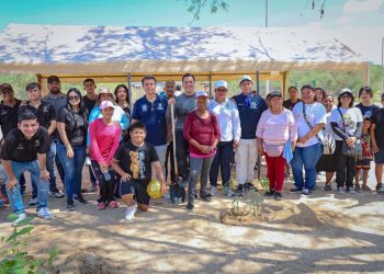 INJUVE REALIZA JORNADA DE REFORESTACIÓN EN LA COLONIA LA BALLENA II ETAPA