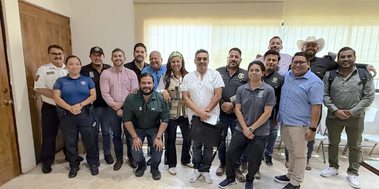 INJUVE REALIZA JORNADA DE REFORESTACIÓN EN LA COLONIA LA BALLENA II ETAPA