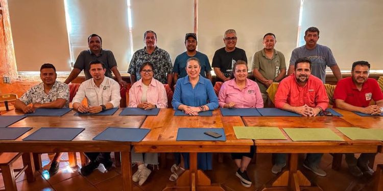 EDITH AGUILAR ENCABEZA AUDIENCIAS PÚBLICAS Y SUPERVISIÓN DE OBRAS EN HEROICA MULEGÉ