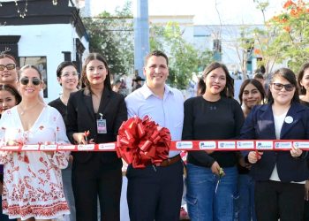 SEGUNDA EDICIÓN DEL BAZAR JUVENIL LOS CABOS : UN ESPACIO DEDICADO AL TALENTO LOCAL