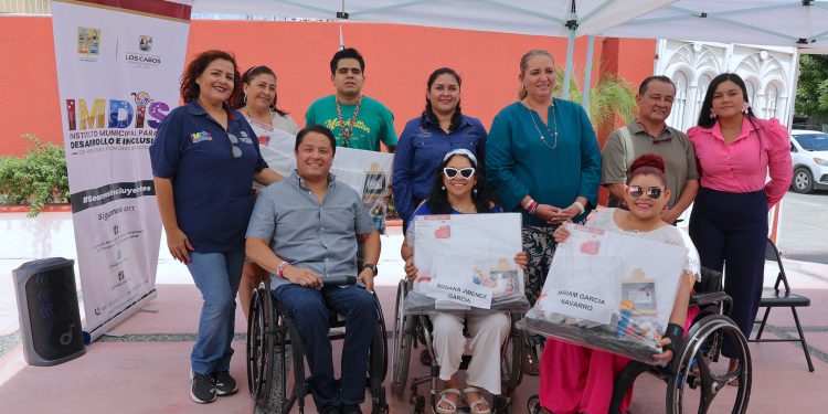 IMPULSA AYUNTAMIENTO DE LOS CABOS A EMPRENDEDORES CON DISCAPACIDAD EN LOS “ JUEVES DE ARTE “