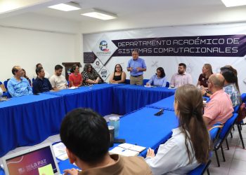 SESIONA EN LA UABCS CONSEJO DE  “LA PAZ CIUDAD DEL APRENDIZAJE”