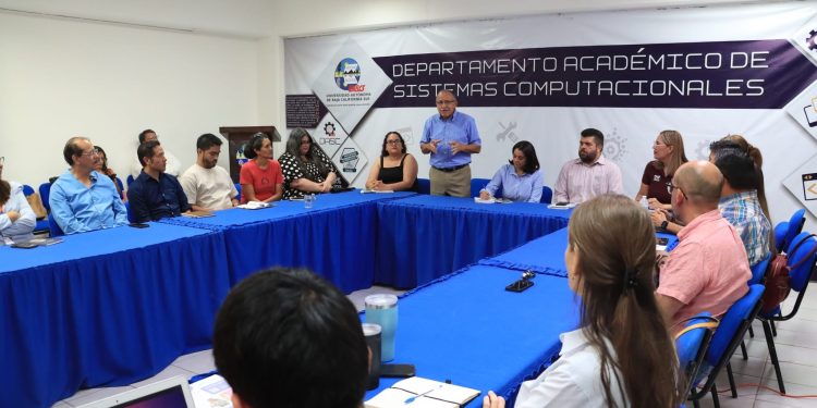 SESIONA EN LA UABCS CONSEJO DE  “LA PAZ CIUDAD DEL APRENDIZAJE”