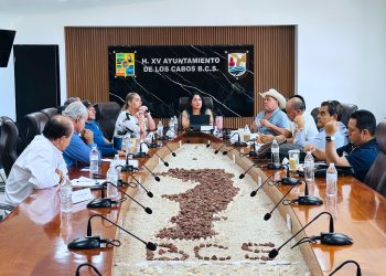 GOBIERNO MUNICIPAL ENTREGA CERTIFICADOS DE “REFUGIO TEMPORAL SEGURO “ A HOTELES EN CABO SAN LUCAS