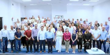 SERVICIOS PÚBLICOS Y HABITANTES DE LA COLONIA REAL UNIDAD PARTICIPAN EN JORNADA DE LIMPIEZA