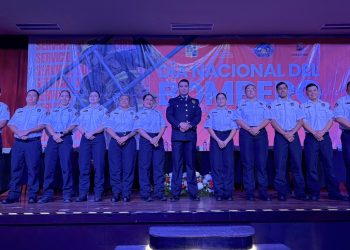 BOMBEROS DE SAN JOSÉ DEL CABO CELEBRAN CON ASCENSOS, GRADUACIONES Y DONACIÓN DE CAMION CISTERNA