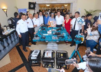 CONMEMORAN EN CABO SAN LUCAS EL DÍA DEL BOMBERO Y LA GRADUACIÓN DE LA XVIII GENERACIÓN DEL COBAE