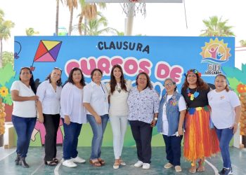 EN JORNADA DE LIMPIEZA RETIRAN DEL ESTERO LIRIO ACUÁTICO Y LECHUGUILLA