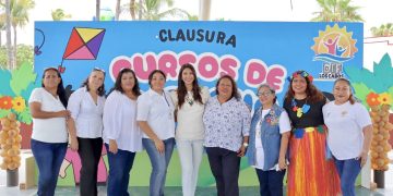 EN JORNADA DE LIMPIEZA RETIRAN DEL ESTERO LIRIO ACUÁTICO Y LECHUGUILLA