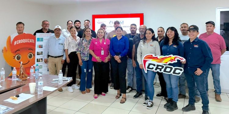    IMPULSAN ACCESO A PREPARATORIA ABIERTA PARA TRABAJADORES DE LA CROC EN CABO SAN LUCAS