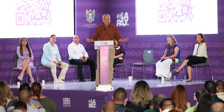 “MESA VIOLETA “ UN PASO IMPORTANTE EN LA ERRADICACIÓN DE LA VIOLENCIA CONTRA LA MUJER SUDCALIFORNIANA : VCC