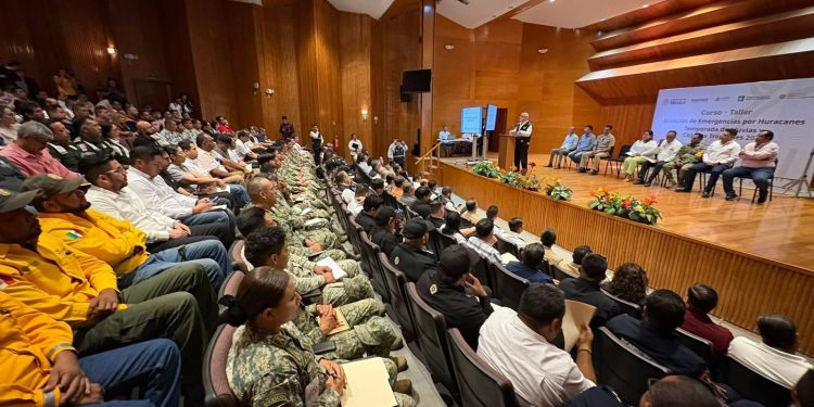 ANUNCIAN CARAVANAS DE SALUD Y MEJORAS EDUCATIVAS TRAS REUNIÓN EN PALACIO NACIONAL