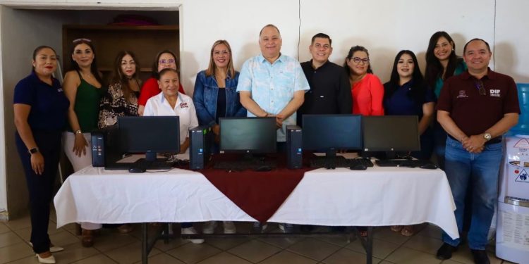 IMPULSA GOBIERNO LA PARTICIPACIÓN DE LOS JÓVENES EN EL DESARROLLO ECONÓMICO Y SOCIAL DE BCS