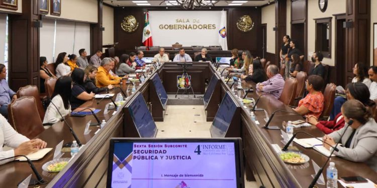 CECYTE BCS FIRMA CONVENIOS CON UNIVERSIDADES LOCALES EN BENEFICIO DE LA PROFESIONALIZACIÓN