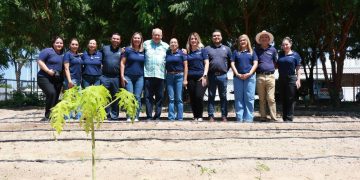 RECONOCE CASTRO COSIÓ EL TRABAJO DEL ICATEBCS EN BENEFICIO DE LA POBLACIÓN SUDCALIFORNIANA