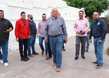 RECONOCE CASTRO COSIÓ LA LABOR DE TRABAJADORES DEL GOBIERNO DEL ESTADO EN BENEFICIO DE LA SOCIEDAD SUDCALIFORNIANA