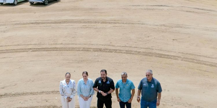       RECORRE CHRISTIAN AGÚNDEZ OBRA EN PROCESO DEL CRIT LOS CABOS; EN OCTUBRE SE REALIZARÁ ENTREGA DEL PROYECTO