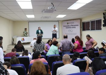 EN LA UABCS SE LLEVÓ A CABO LA ETAPA INFORMATIVA DE LA CONSULTA A PERSONAS AUTISTAS EN EL MUNICIPIO DE LA PAZ