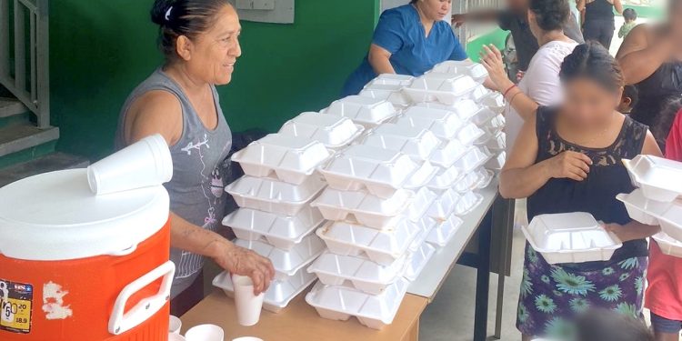 DIF LOS CABOS BRINDÓ ATENCIÓN OPORTUNA A PERSONAS QUE ACUDIERON A LOS REFUGIOS TEMPORALES