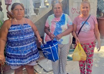 REALIZA DELEGADA KARINA DE LA O ENTREGA DE APOYOS EN COLONIAS DE CABO SAN LUCAS