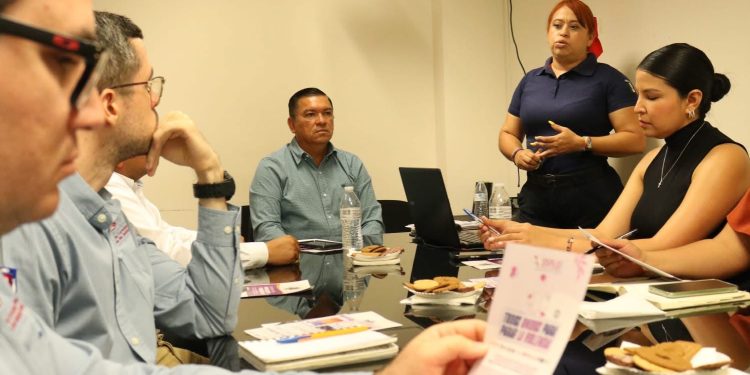 FIRMAN ICATEBCS Y FONACOT CONVENIO  PARA BENEFICIO DE LOS TRABAJADORES