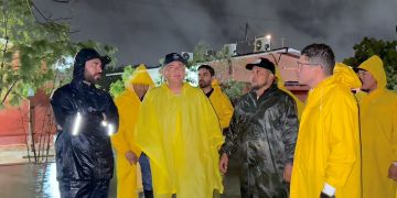 ABASTECE OPORTUNAMENTE OFICIALIA MAYOR REFUGIOS TEMPORALES