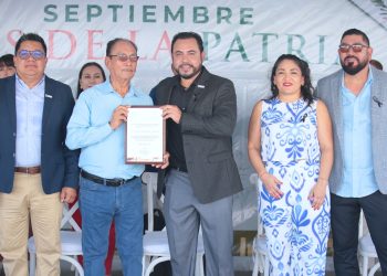 ANUNCIA ALCALDE CHRISTIAN AGÚNDEZ FORTALECIMIENTO DE TRABAJOS DE BACHEO TRAS AFECTACIONES POR “ LORENA”