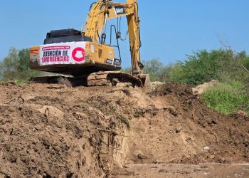 AVANZA EL GOBIERNO DEL ESTADO EN TRABAJOS DE BACHEO Y LIMPIEZA DE CALLES