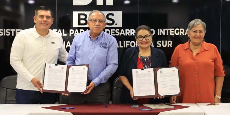 UABCS Y SEDIF BCS FIRMAN CONVENIO DE  COLABORACIÓN PARA FORTALECER LA FORMACIÓN CON ENFOQUE DE DEMOCRACIA FAMILIAR