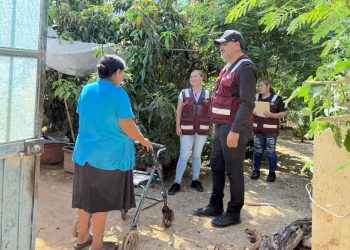 ACERCAN APOYOS ALIMENTARIOS Y ATENCIÓN CIUDADANA A FAMILIAS DE MIRAFLORES