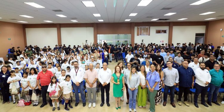 PRESENTAN EN LA UABCS BCS XPLORA INNOVADORA EXPERIENCIA DE REALIDAD AUMENTADA PARA LA EDUCACIÓN AMBIENTAL