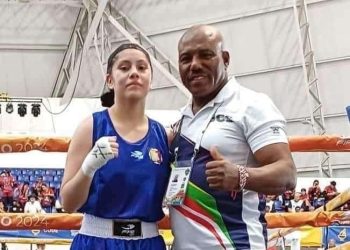BOXEADORES SOFIA ARANA Y EVAN CORONA PELEARAN EN ESPAÑA