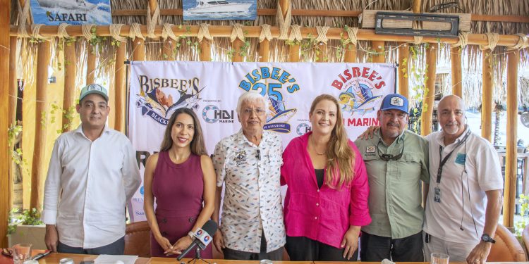 REFUERZA AYUNTAMIENTO DE LOS CABOS ACCIONES DE DESAZOLVE DE VIALIDADES, LIMPIEZA Y REHABILITACIÓN EN COLONIAS