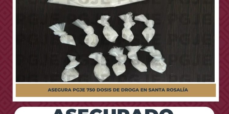 ASEGURA PGJE VEHÍCULO Y 725 DOSIS DE “CRISTAL” EN SANTA ROSALÍA