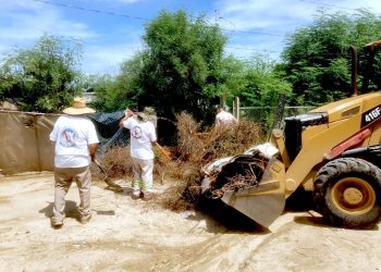 BOMBEROS DE SAN JOSÉ DEL CABO SE SUMAN AL BOTEO TELETÓN 2025