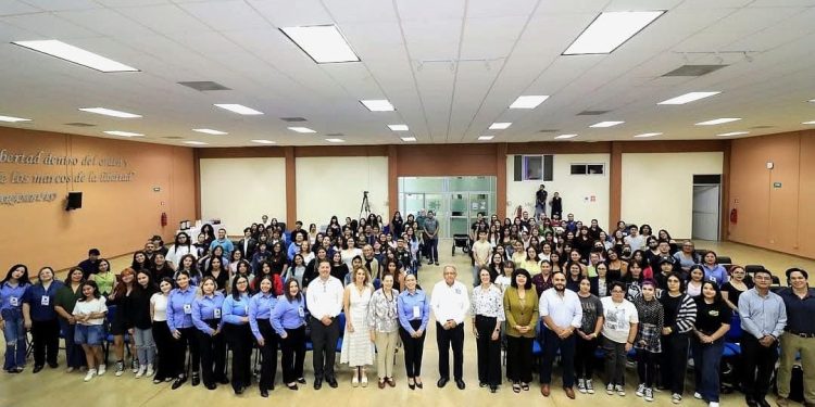 UABCS INAUGURA SU 1ER CONGRESO DE PSICOLOGÍA