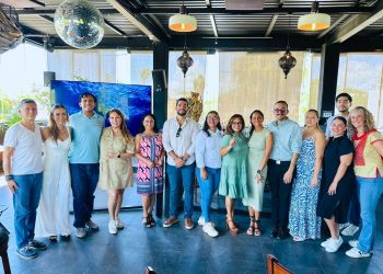 PRESENTAN “RECOMPENSA AZUL” UN PROGRAMA QUE PREMIA EL RECICLAJE EN LOS CABOS