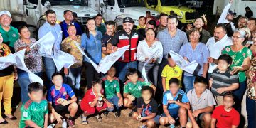 GOBIERNO DE LOS CABOS DIO EL BANDERAZO DE INICIO  DE OBRAS DE PAVIMENTACIÓN EN MIRAFLORES