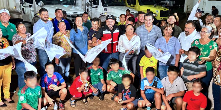 GOBIERNO DE LOS CABOS DIO EL BANDERAZO DE INICIO  DE OBRAS DE PAVIMENTACIÓN EN MIRAFLORES