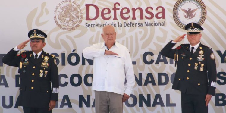 GOBERNADOR CASTRO COSÍO PRESIDE LA CEREMONIA DE POSESIÓN DEL NUEVO COORDINADOR DE LA GUARDIA NACIONAL EN BCS