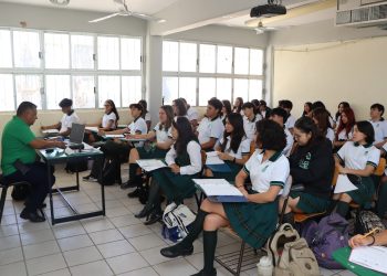 RECONOCE CASTRO COSIÓ EL TRABAJO DEL ICATEBCS EN BENEFICIO DE LA POBLACIÓN SUDCALIFORNIANA