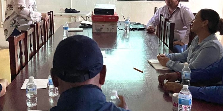 PERSONAL PENITENCIARIO DE LA PAZ RECIBE CAPACITACIÓN EN DERECHOS HUMANOS