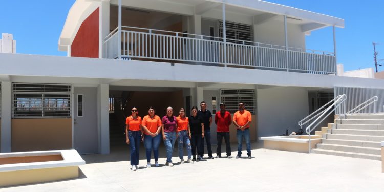 LA PAZ SE POSICIONA COMO LÍDER INTERNACIONAL EN BUCEO CON TRAJE SOSTENIBLE “XENOS”