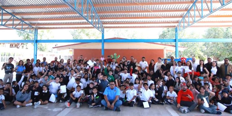 MÁS DE 2 MIL 800 NIÑOS Y NIÑAS PARTICIPAN EN MÓDULOS ITINERANTES DE CIENCIA Y TECNOLOGÍA EN BCS