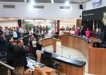 GOBERNADOR VÍCTOR CASTRO ENCABEZA LA CELEBRACIÓN DEL 51 ANIVERSARIO DE BCS COMO ESTADO LIBRE Y SOBERANO