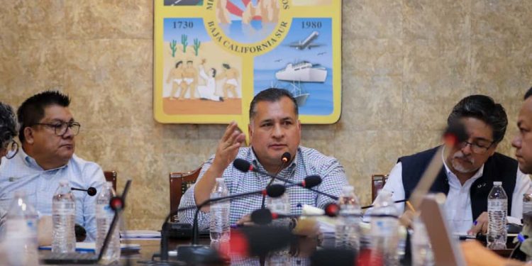 SOSTIENE SAÚL GONZÁLEZ REUNIÓN SOBRE LOS AVANCES DEL PROGRAMA DE VIVIENDA PARA EL BIENESTAR EN BCS