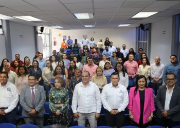 CAPACITAN A SUPERVISORAS Y JEFAS DE SECTOR PARA FORTALECER LA EDUCACIÓN PREESCOLAR EN BCS